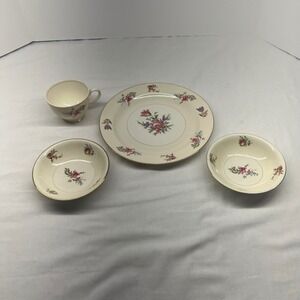 Homer Laughlin Eggshell Nautilus USA – Floral China Set – 4 Pieces